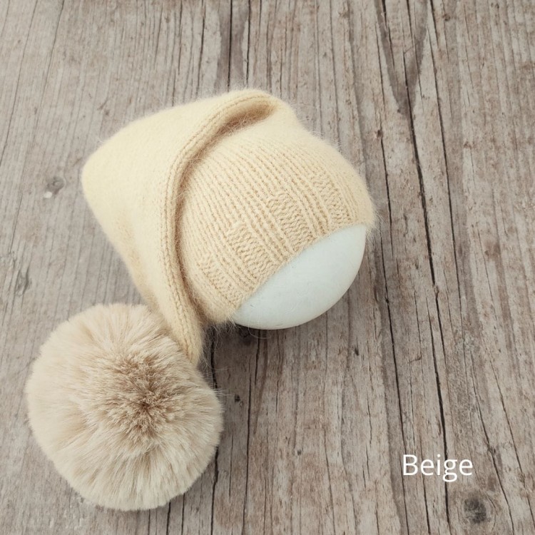 handknitted-newborn-hat-beige.jpg