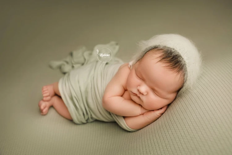 backdrop-laura-wrap-pola-sage-in-use.jpg