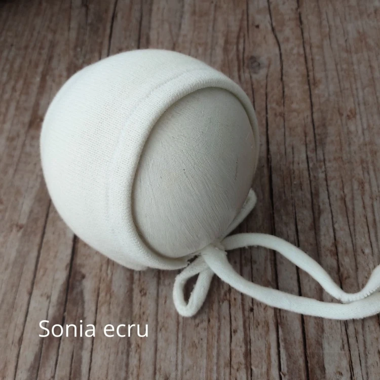 newborn-bonnet-classic-hat-sonia (2).jpg