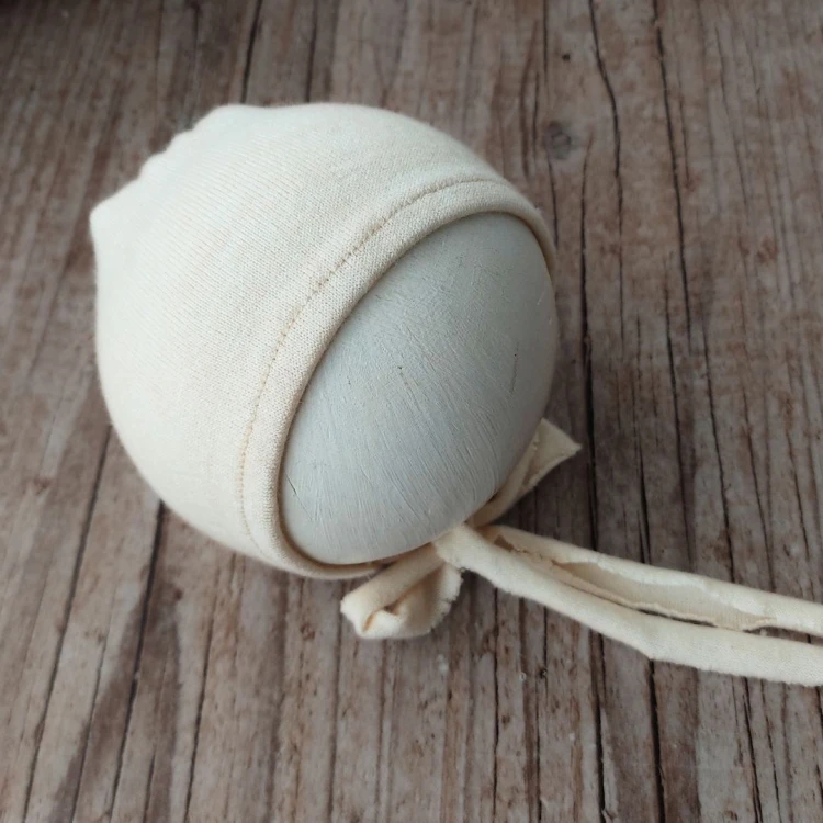 newborn-bonnet-classic-hat-stella.jpg