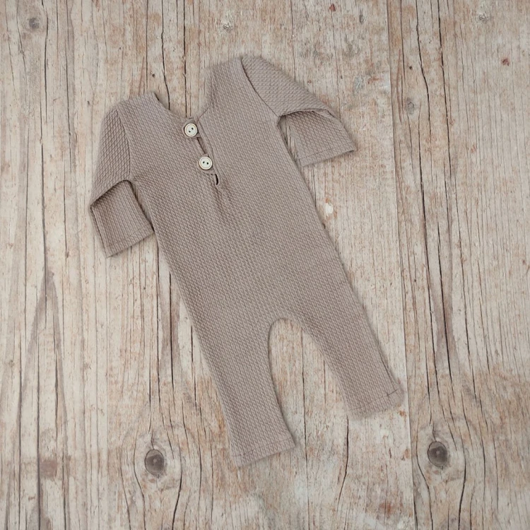 laura-newborn-outfit-cappuccino--laura.jpg
