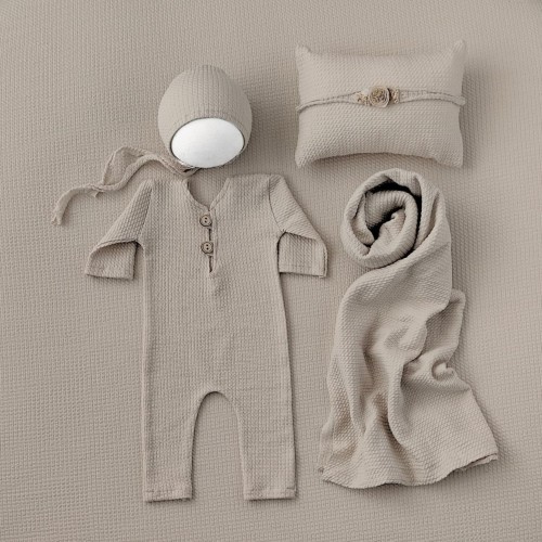 newborn backdrop set - laura cappuccino.jpg