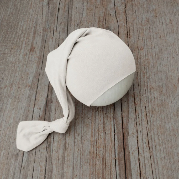 newborn sleepy hat emily light beige.jpg