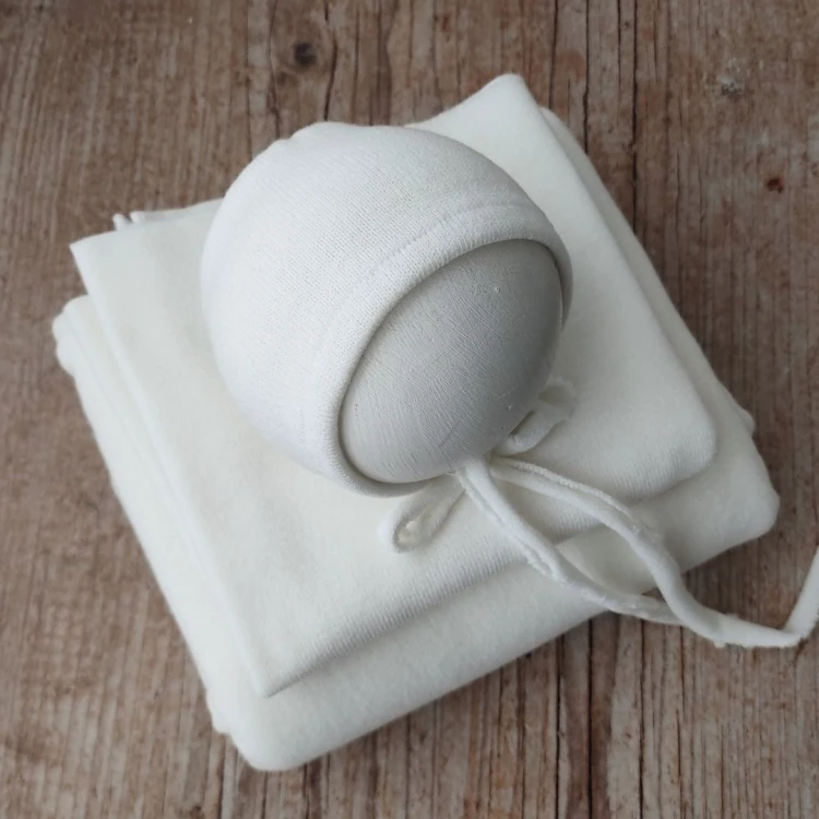 Stella-backdrop-wrap-and-bonnet-set (2).jpg