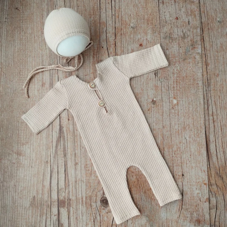 LAURA-NEWBORN-OUTFIT-NEWBORN-BONNET (2).jpg