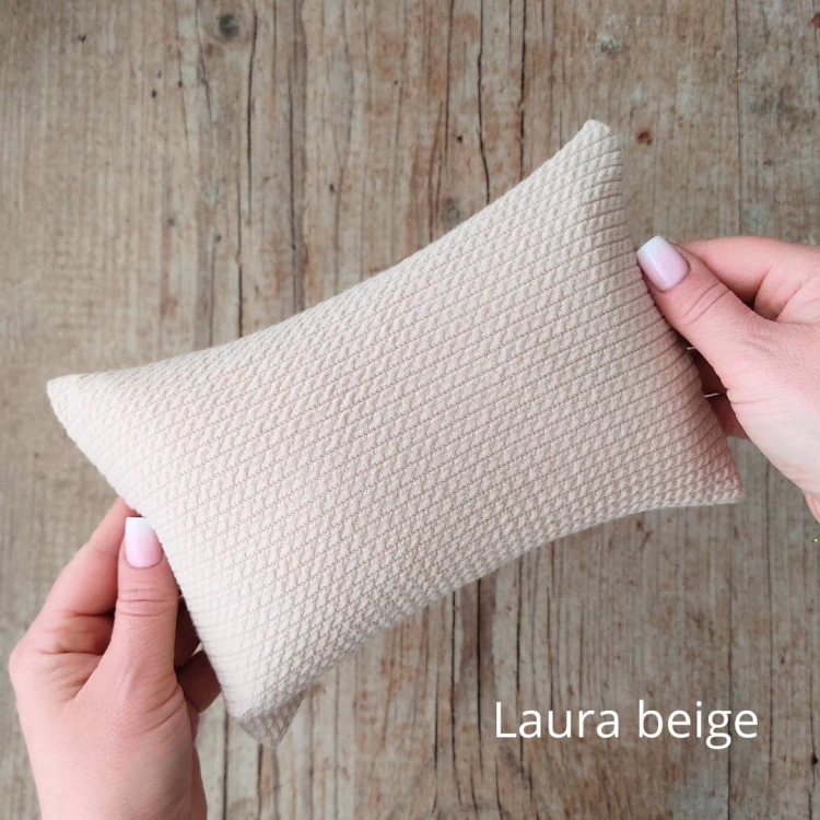 newborn-pillow-posing-pillow-photography-collection-laura-beige.jpg