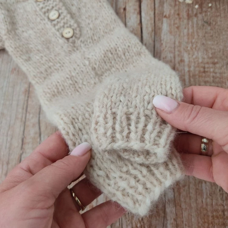 newborn knitted outfit - close up.jpg