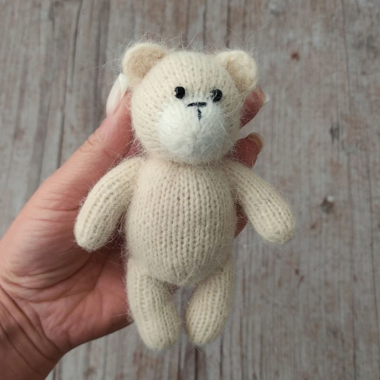 Small Teddy Bears- beige.jpg