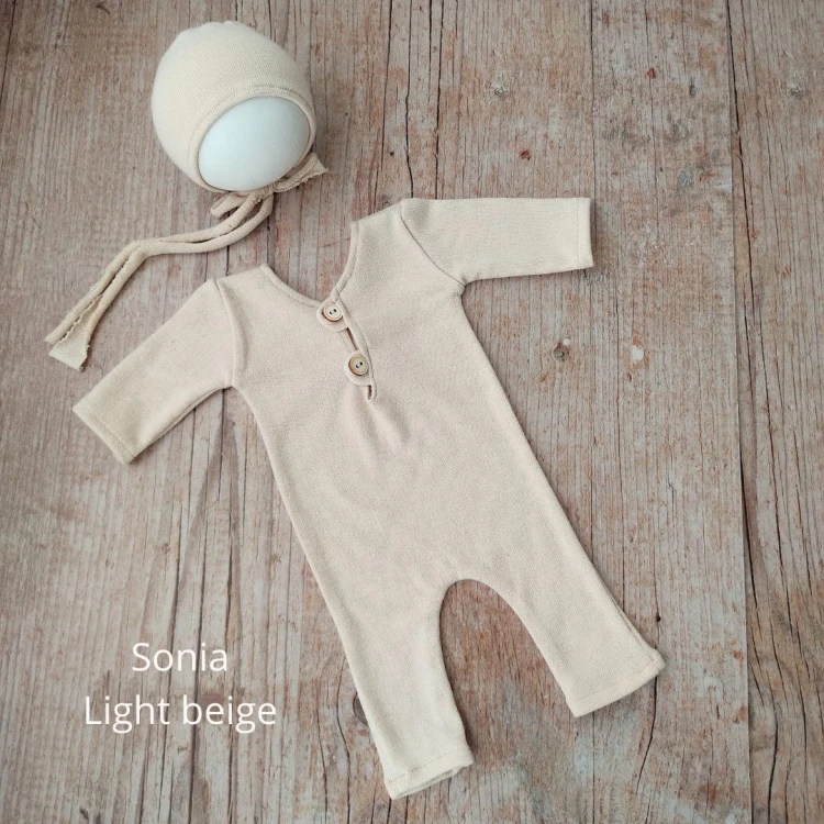 sonia-NEWBORN-OUTFIT-NEWBORN-BONNET-SONIA.jpg