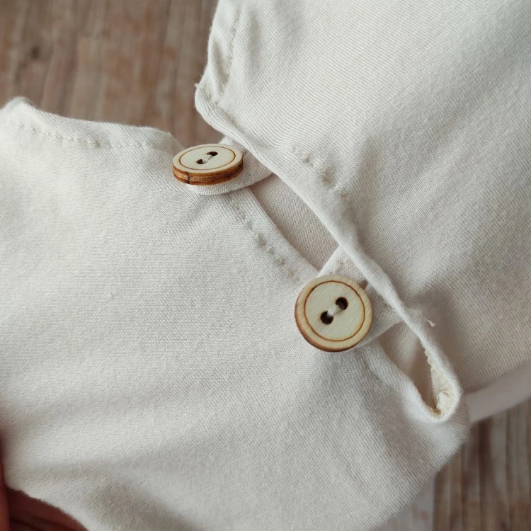 photography-newborn-romper-outfit-pola.jpg