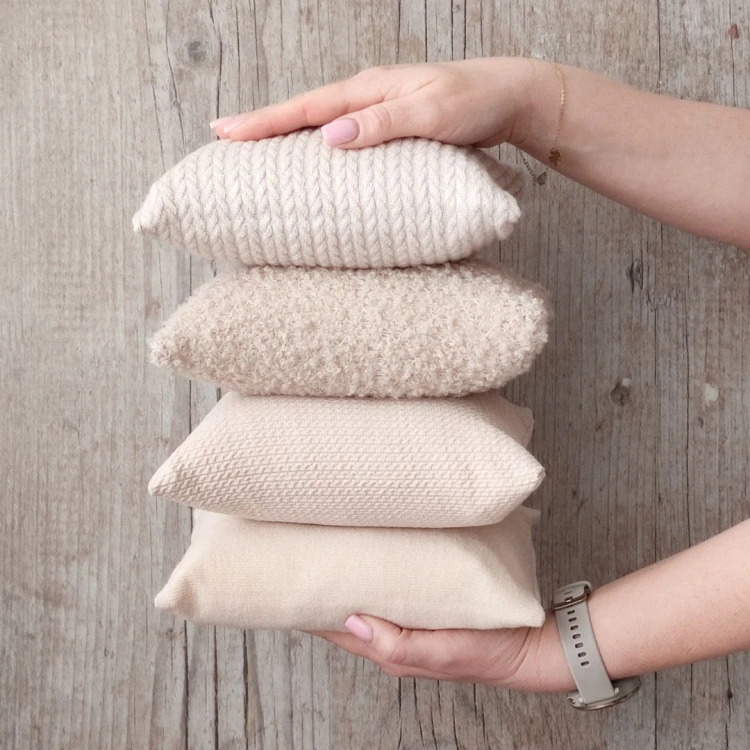 beige_newborn_photography_pillows.jpg