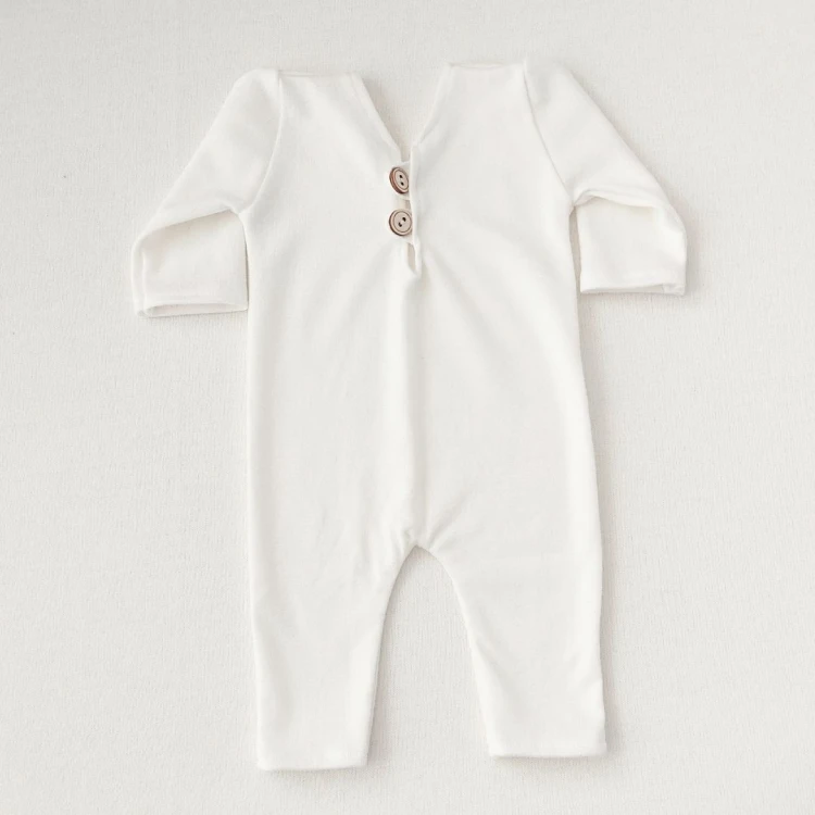 stella- photography newborn outfit- off white.jpg